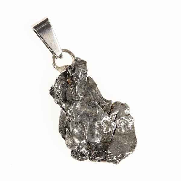 Pendant with meteorite 071