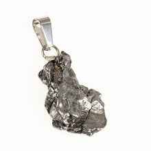 Pendant with meteorite 071