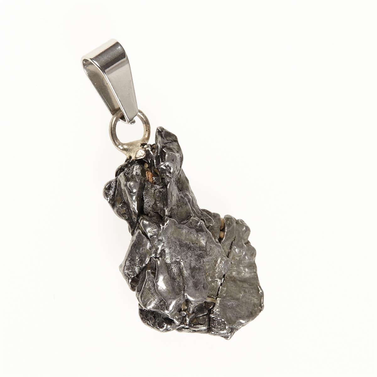 Pendant with meteorite 071