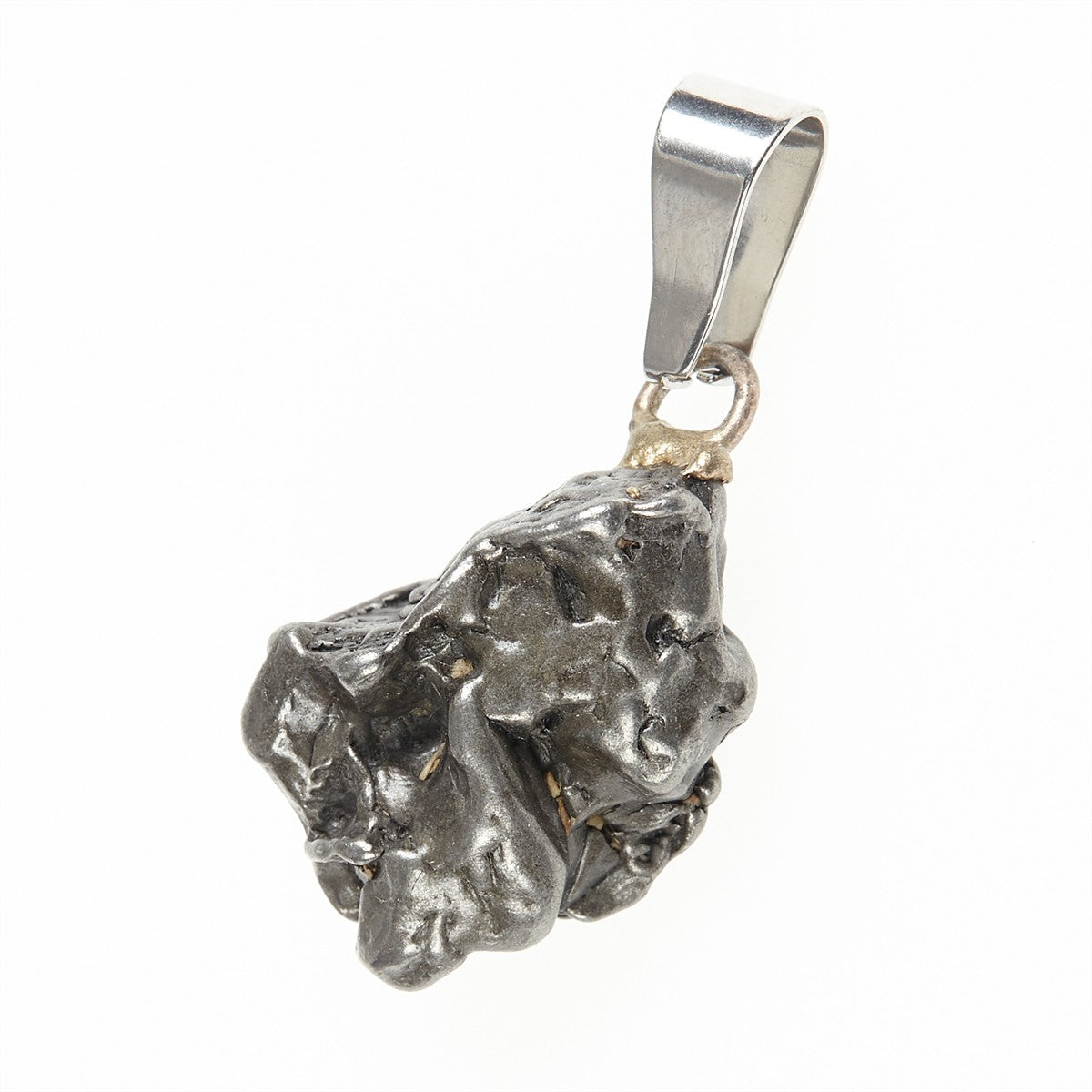 Pendant with meteorite 079
