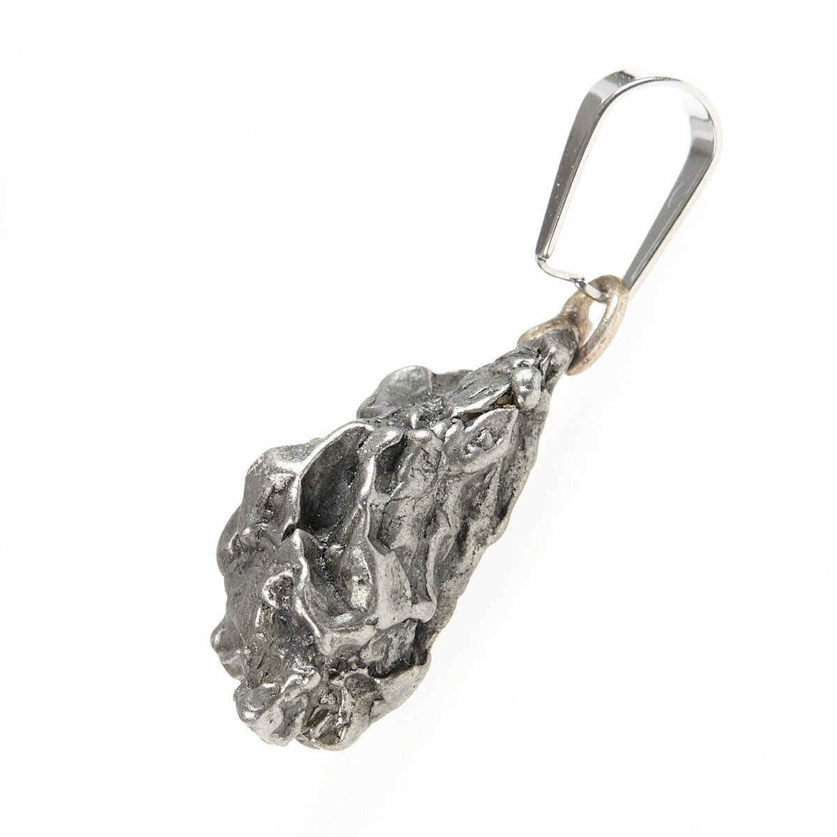 Pendant with meteorite 081