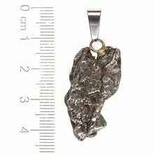 Pendant with meteorite 083