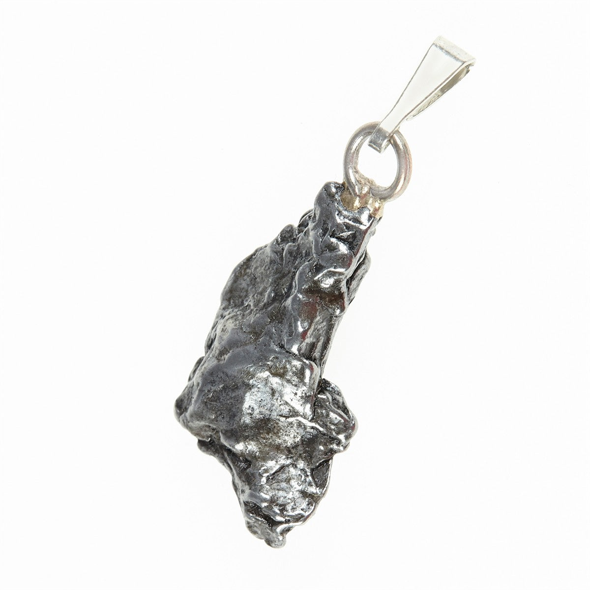 Pendant with meteorite 096