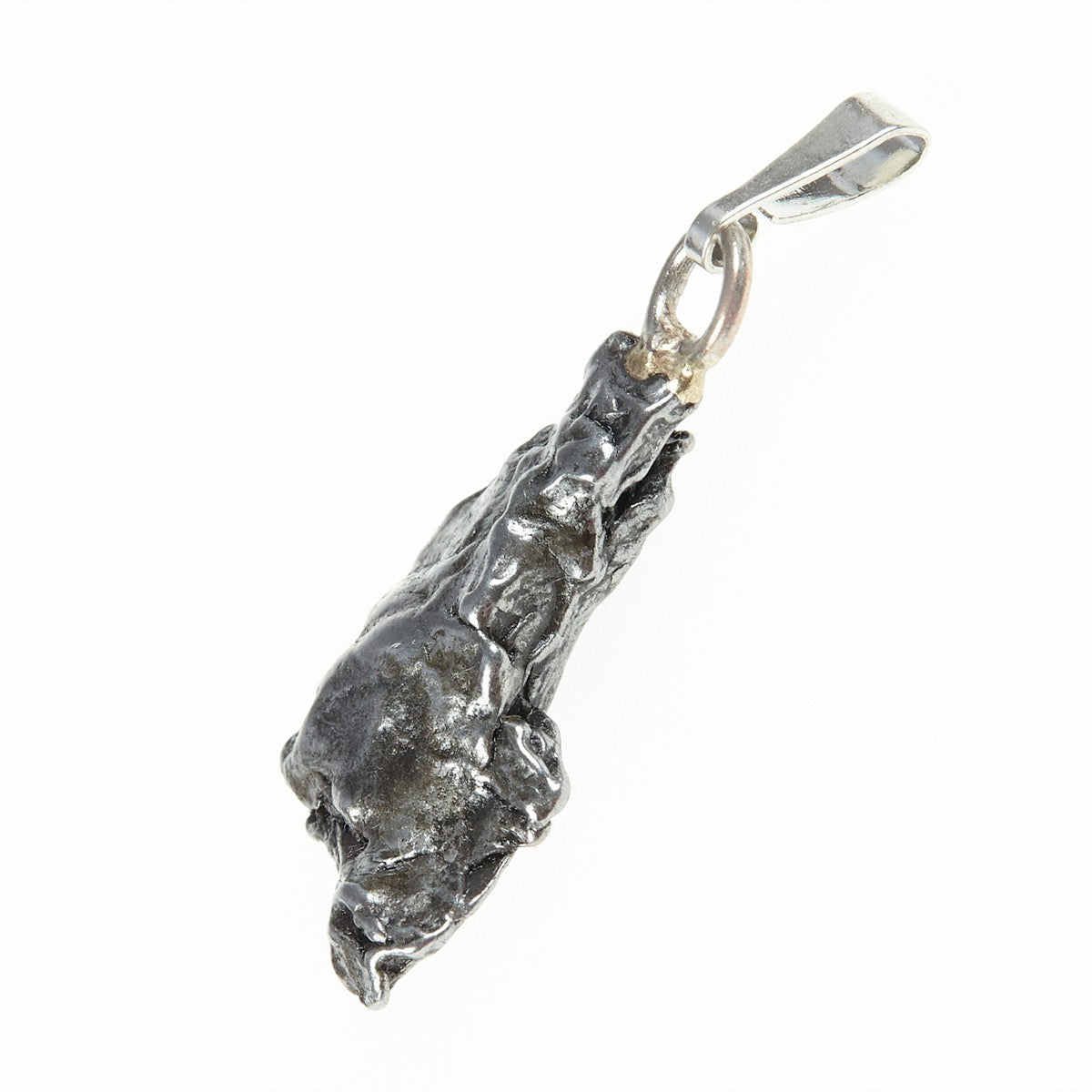 Pendant with meteorite 096