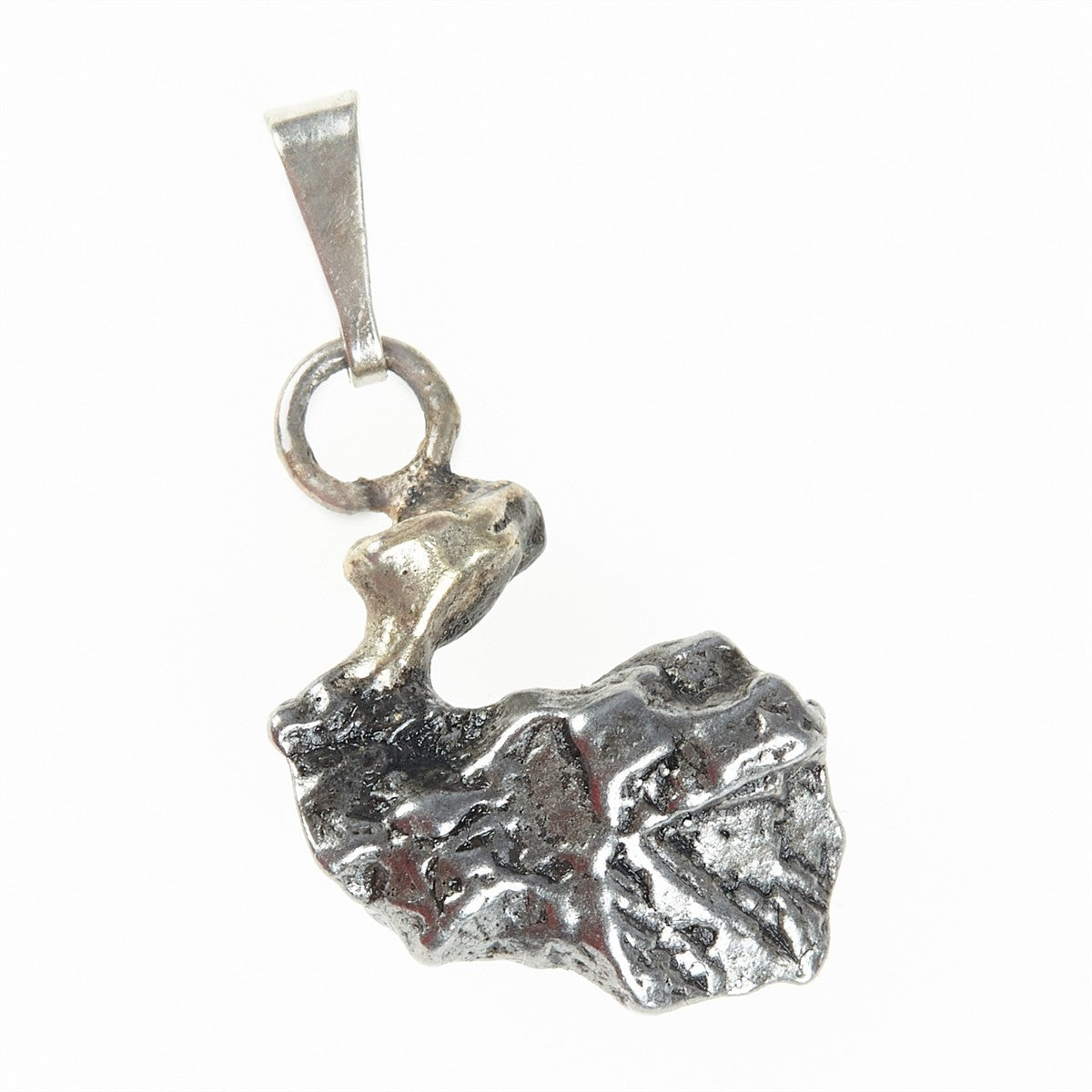 Pendant with meteorite 097