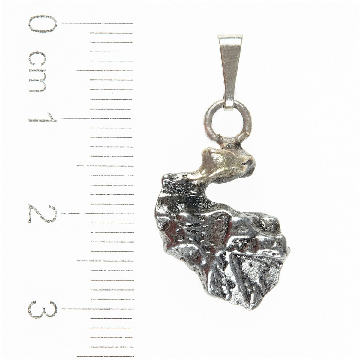 Pendant with meteorite 097