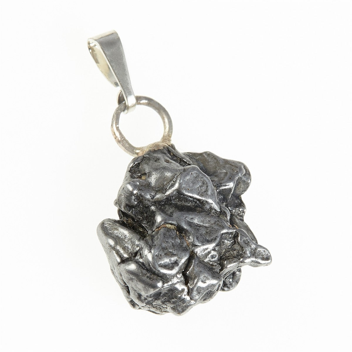 Pendant with meteorite 107