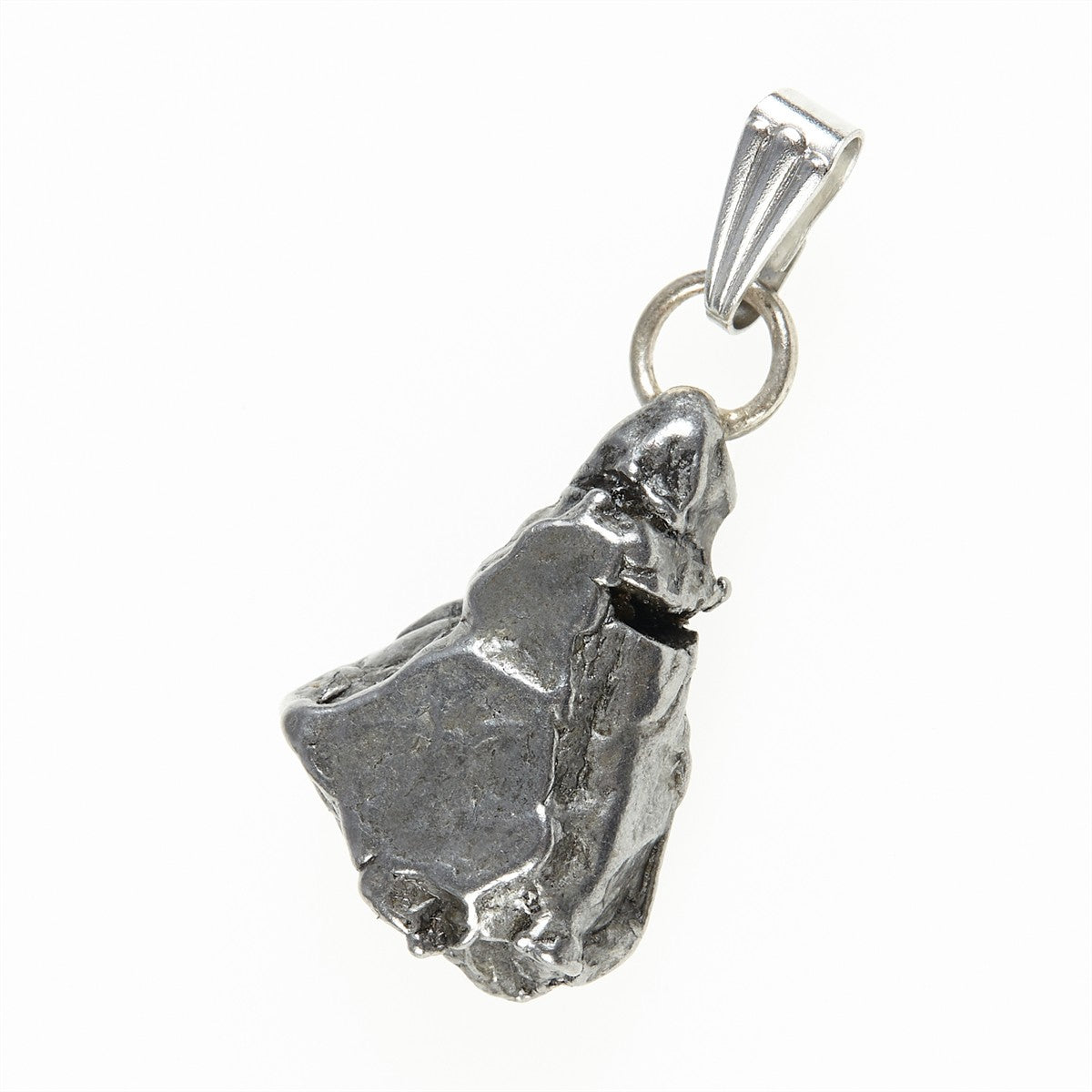 Pendant with meteorite 109