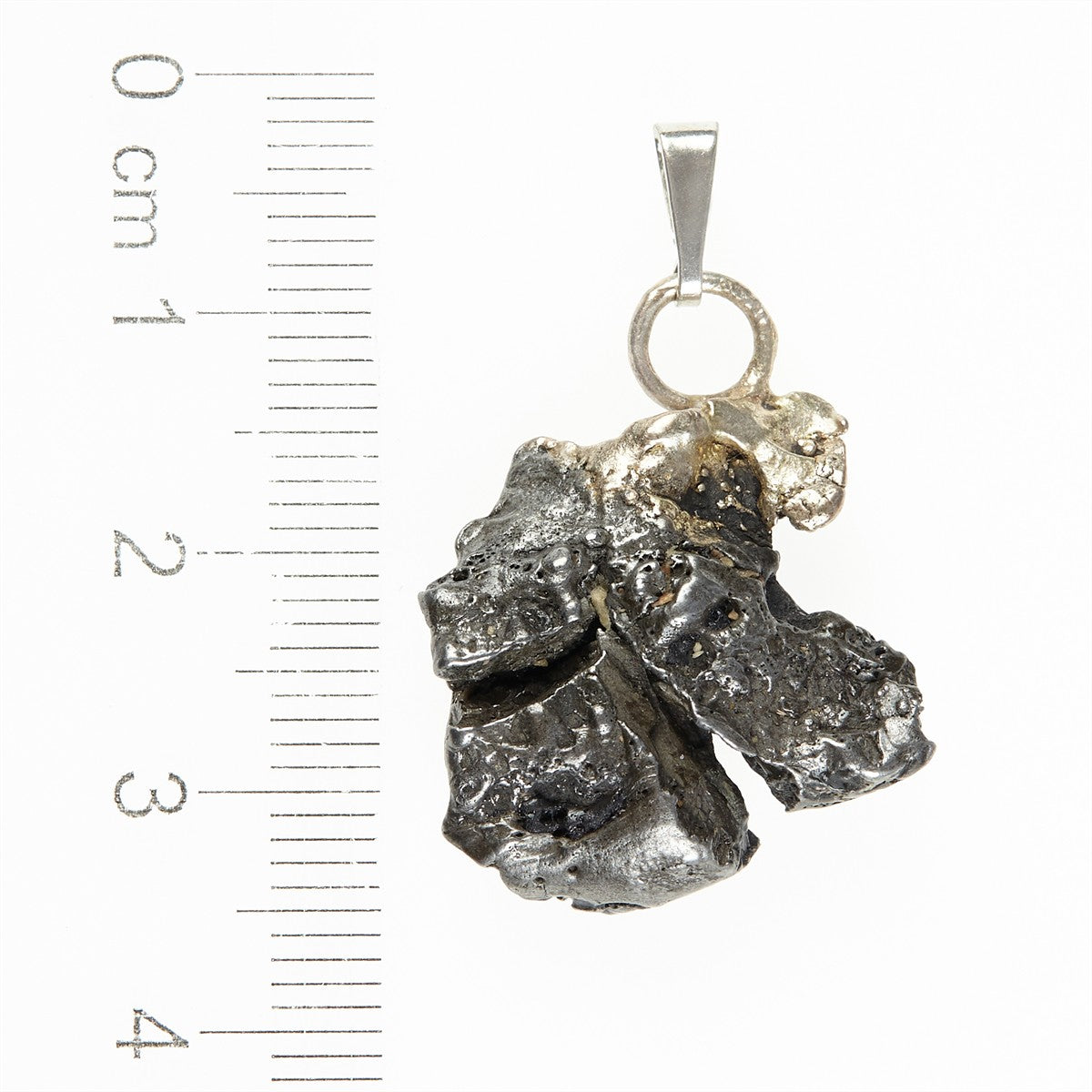 Pendant with meteorite 111