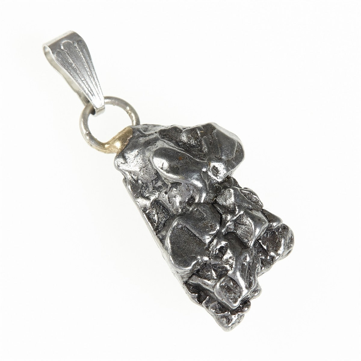 Pendant with meteorite 113
