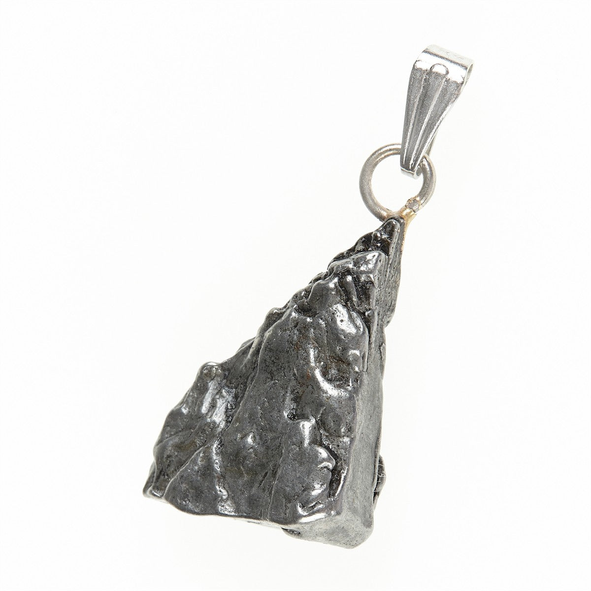 Pendant with meteorite 117