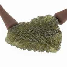 Necklace with moldavite 10559
