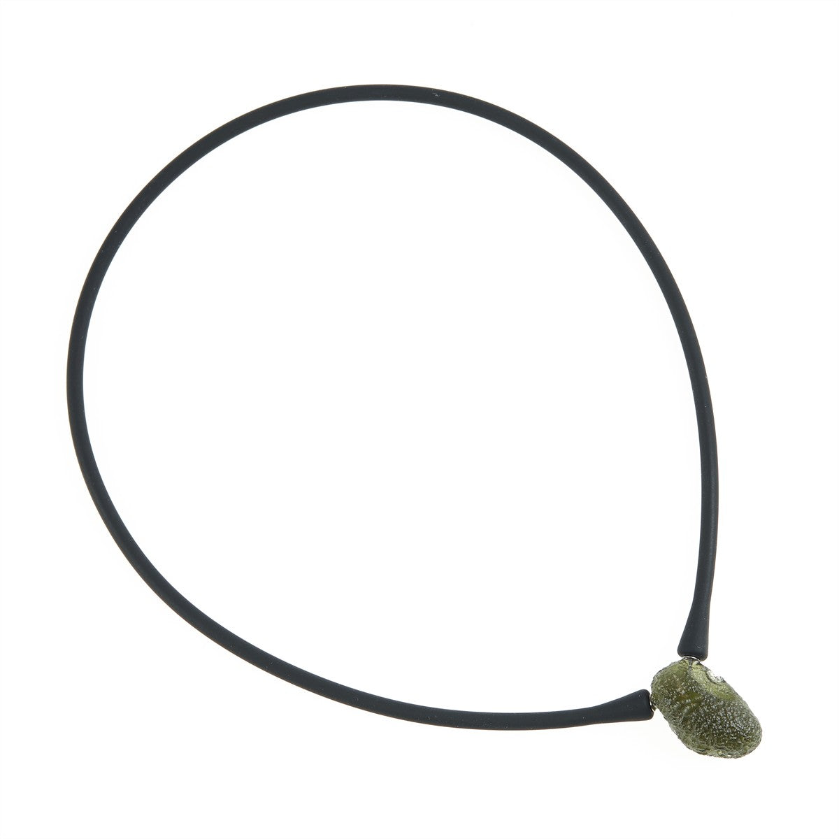 Necklace with moldavite 11828