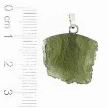Ciondolo in argento con codice moldavite 26-012