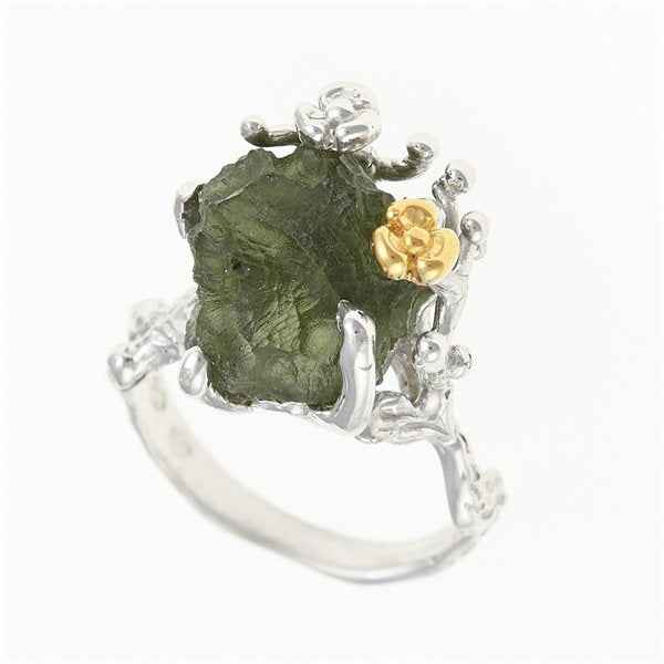 Anello in argento con pietra naturale moldavite 11431