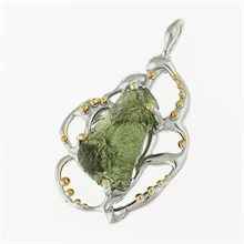 Silver pendant with moldavite 9722