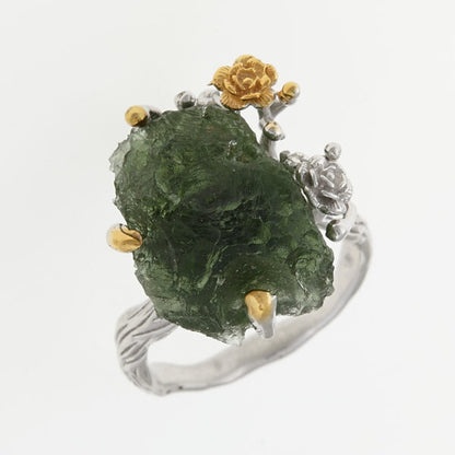 Anello in argento con natural moldavite 9727