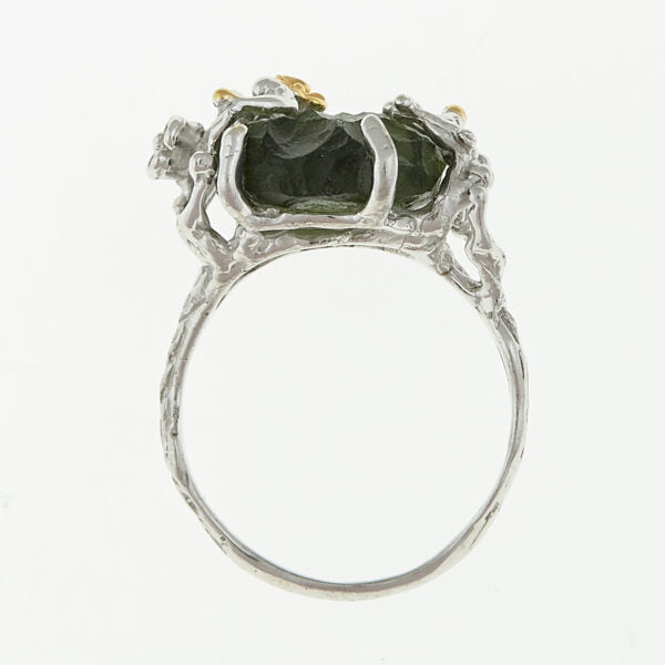 Anello in argento con natural moldavite 9731