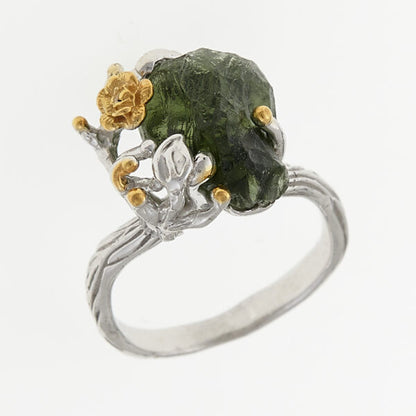 Anello in argento con natural moldavite 9733