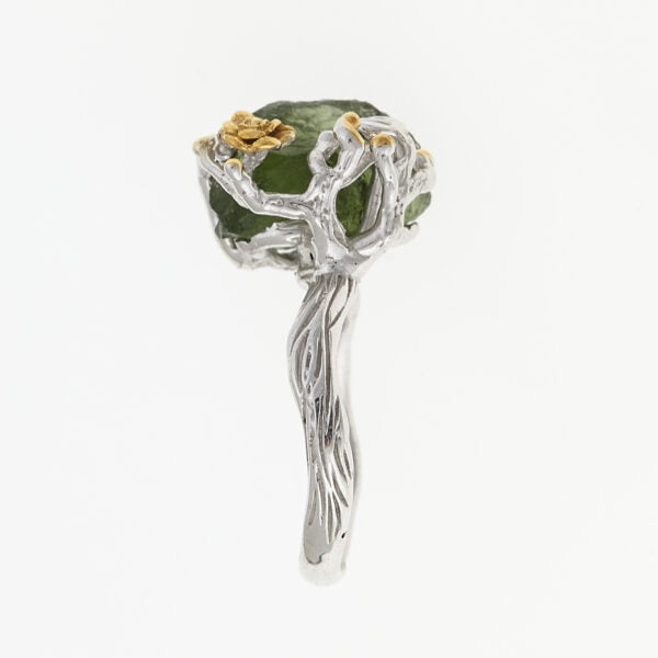 Anello in argento con natural moldavite 9733