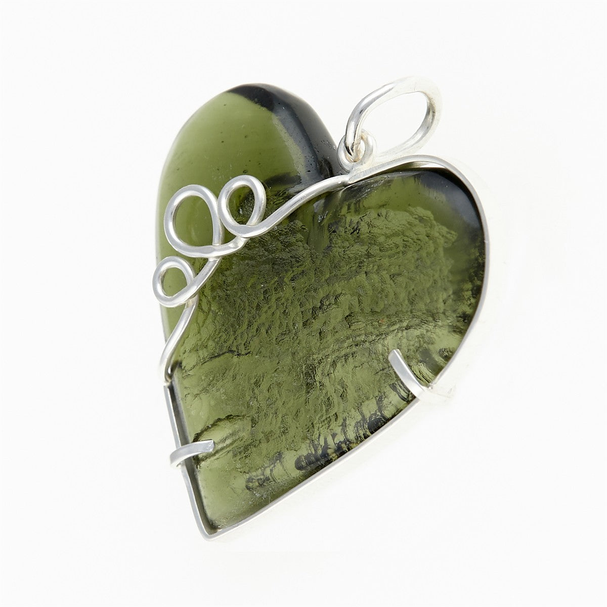 Silver pendant with a moldavite - heart - MKU26-006