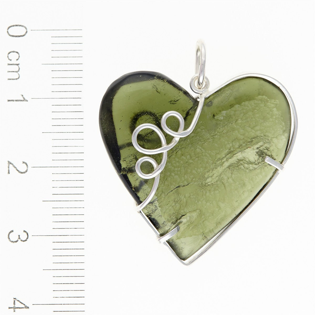 Silver pendant with a moldavite - heart - MKU26-006