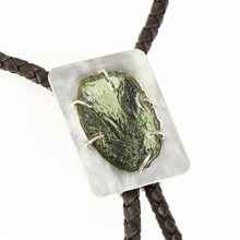 Silver bolo tie with natural moldavite MKUb01