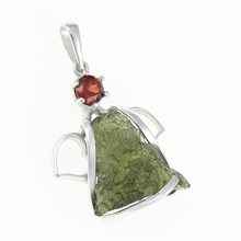 Ciondolo in argento con moldavite e granato - angelo 10179