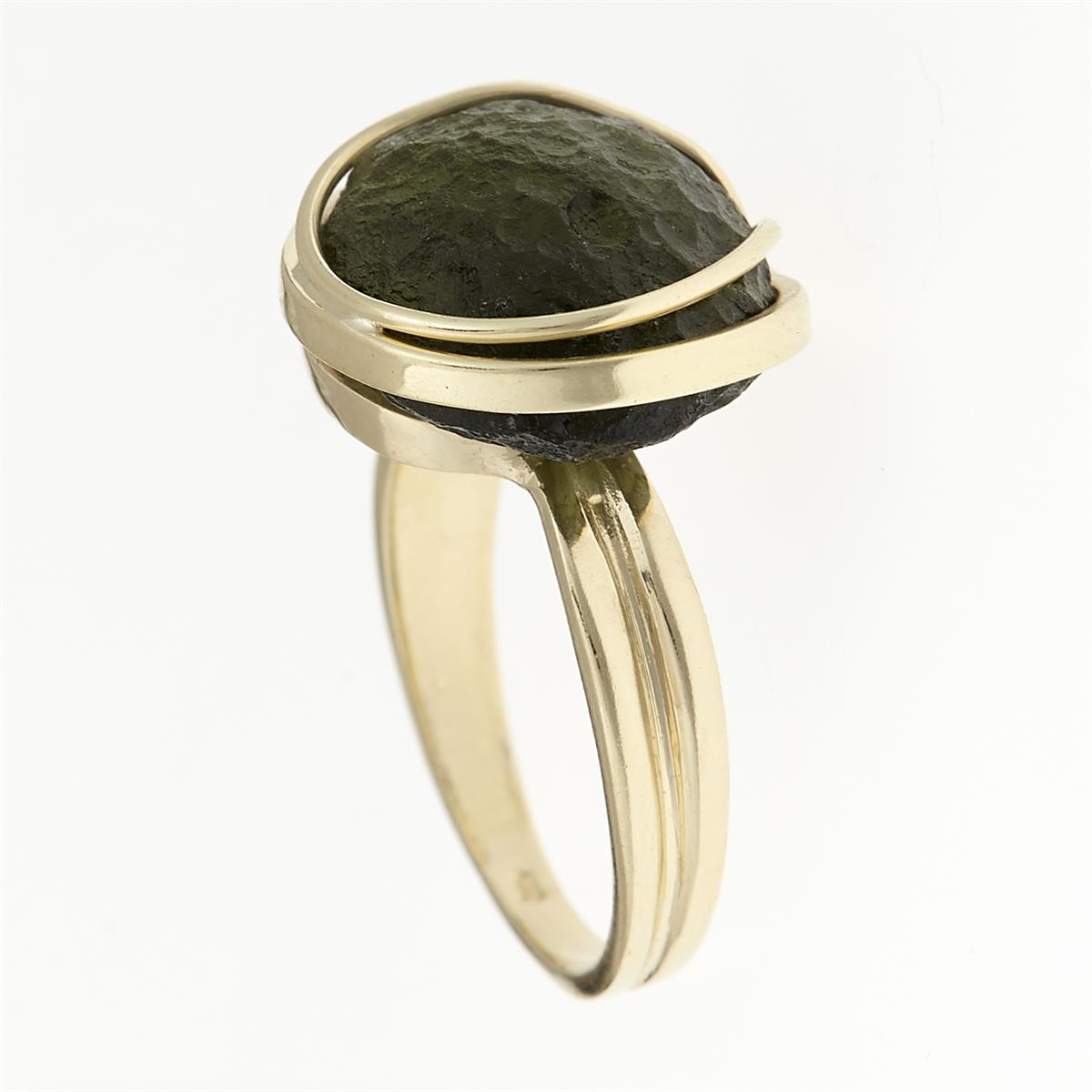 Golden ring with moldavite 10204