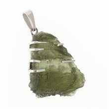 Silver pendant with moldavite 10263
