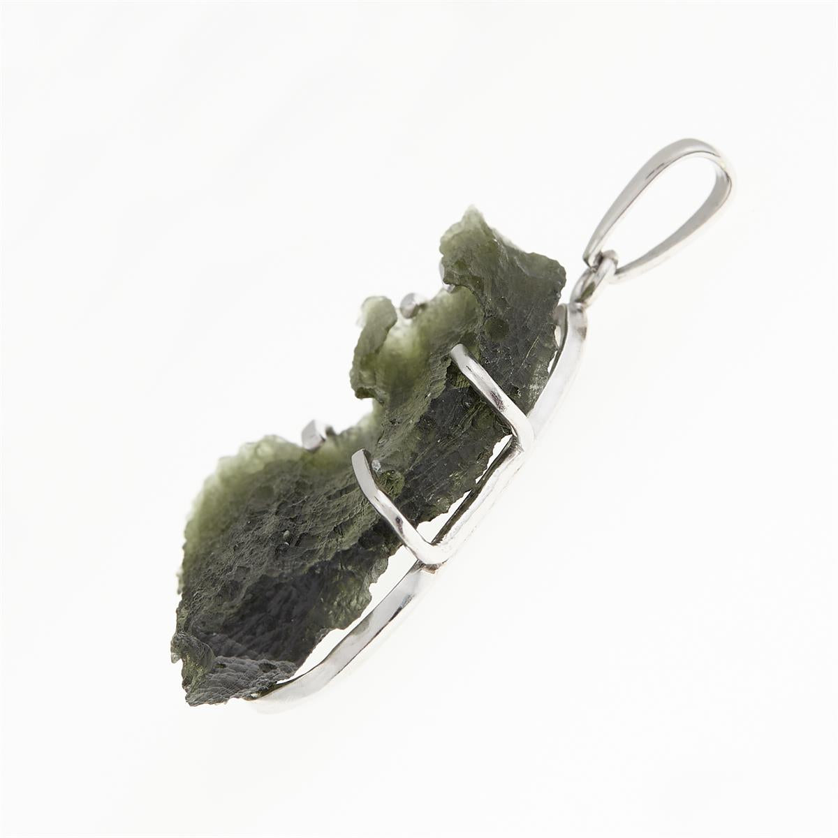 Silver pendant with moldavite 10263