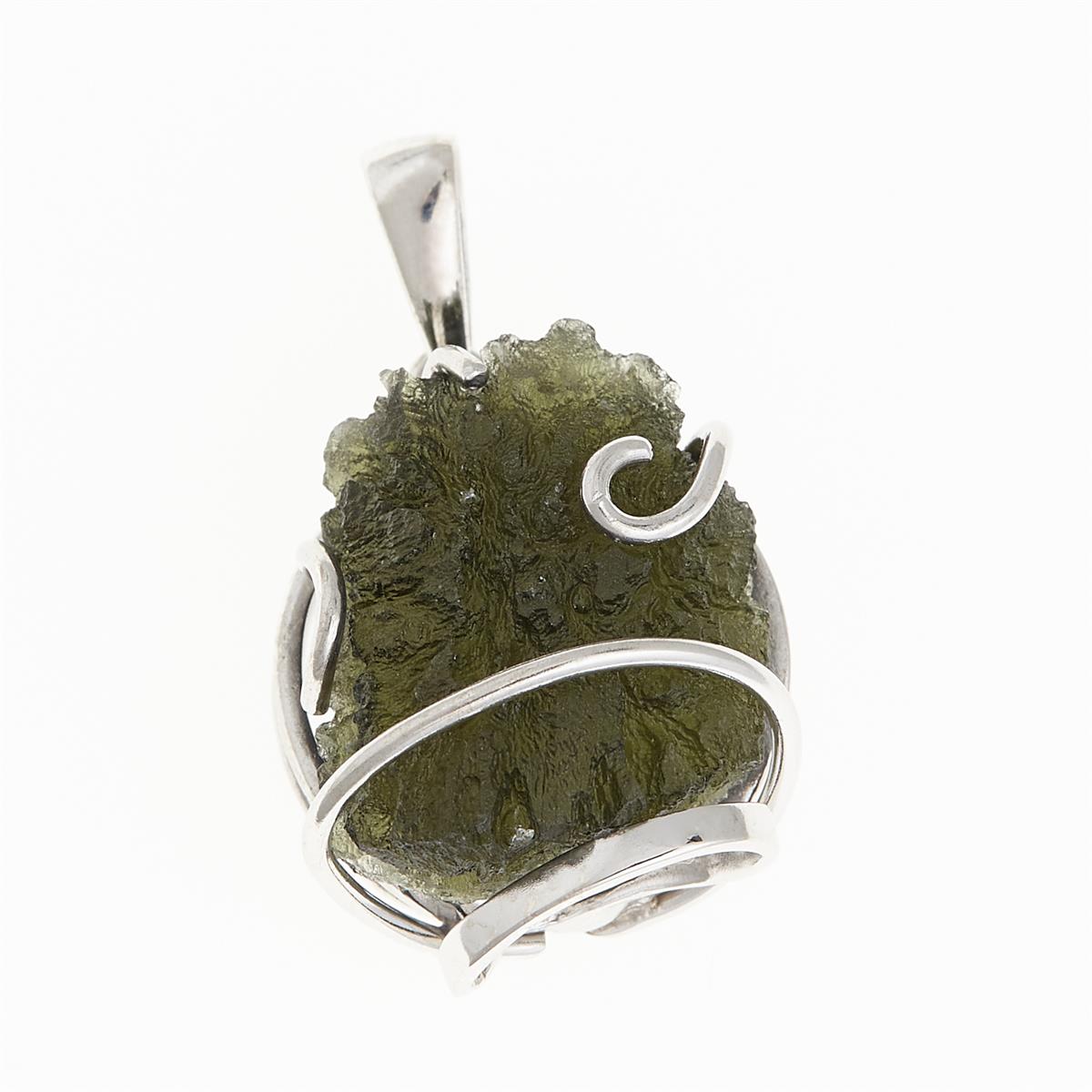 Silver pendant with moldavite 10271