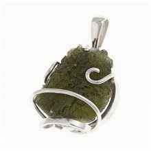 Silver pendant with moldavite 10271