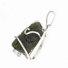 Silver pendant with moldavite 10271