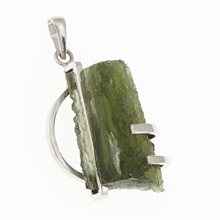 Silver pendant with moldavite 10306