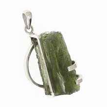 Silver pendant with moldavite 10306