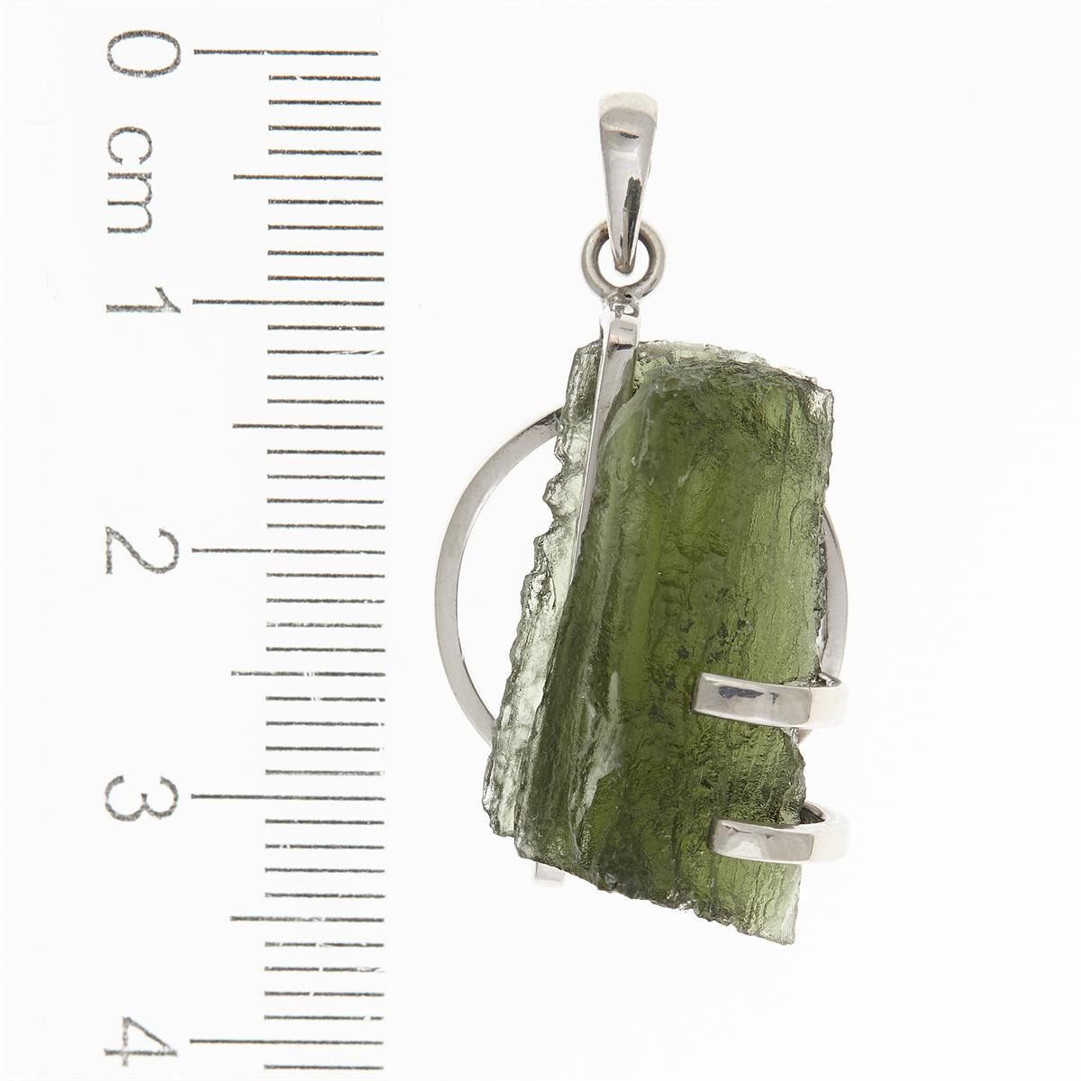 Silver pendant with moldavite 10306