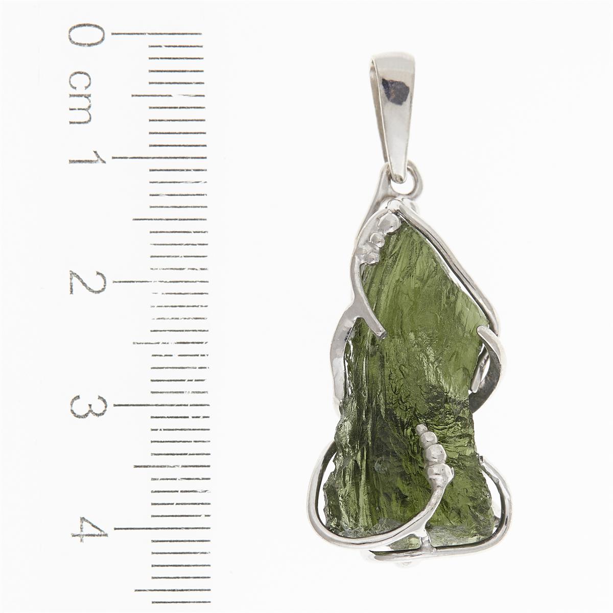 Silver pendant with moldavite 10704