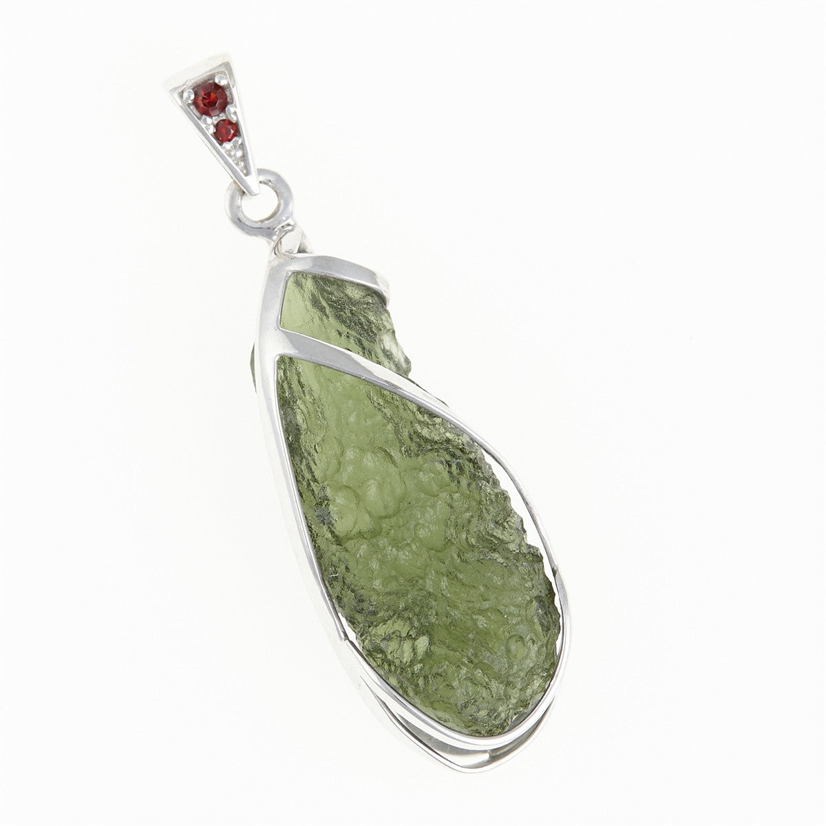Golden pendant with a moldavite and garnets MS125307