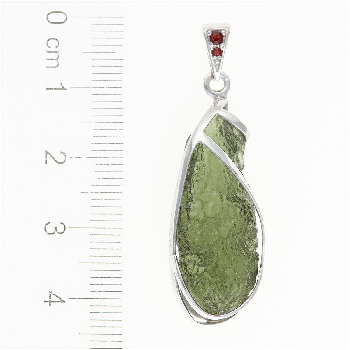 Golden pendant with a moldavite and garnets MS125307