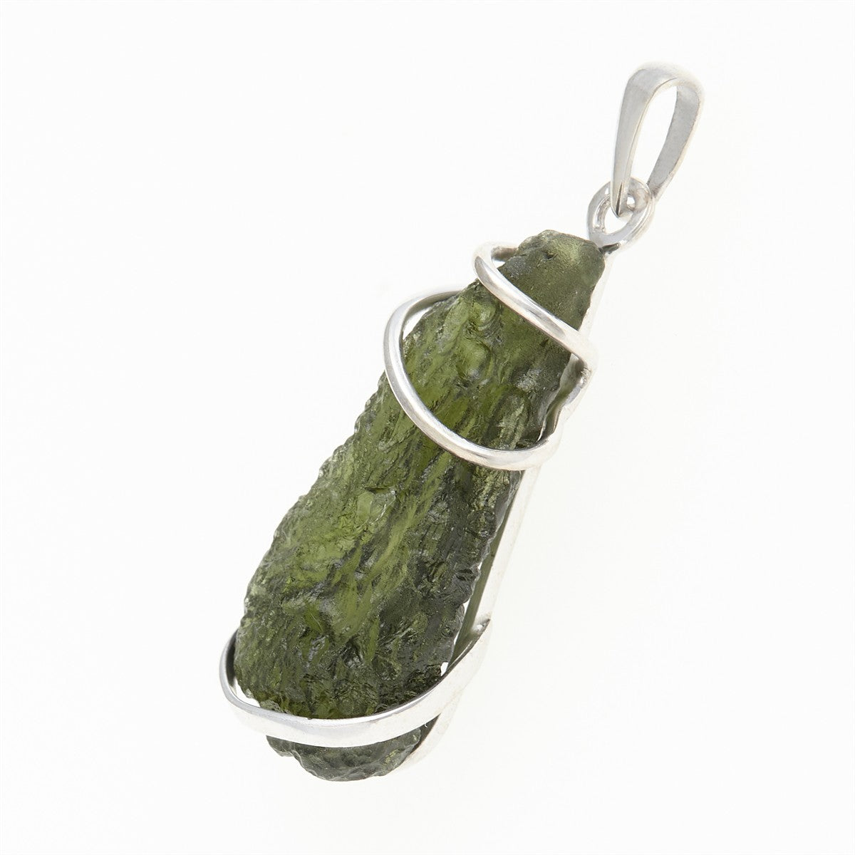 Golden pendant with a moldavite MS12511