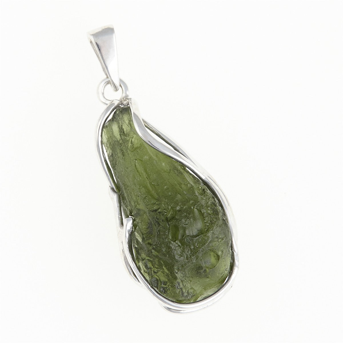 Silver pendant with a moldavite MS12513