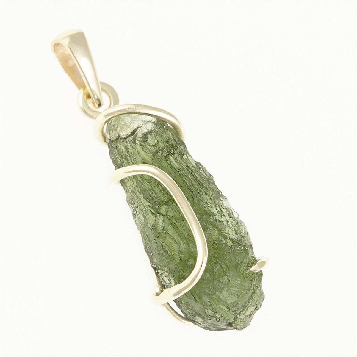 Golden pendant with a moldavite MS12516
