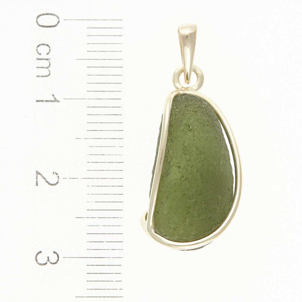 Golden pendant with a moldavite MS12521