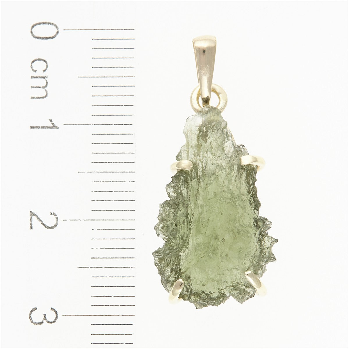Golden pendant with a moldavite MS12523