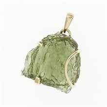 Golden pendant with a moldavite 1755-2