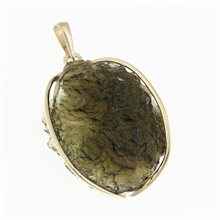 Golden pendant with a moldavite 1767-1