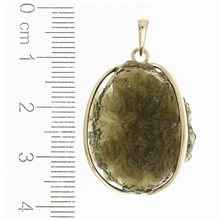 Golden pendant with a moldavite 1767-1