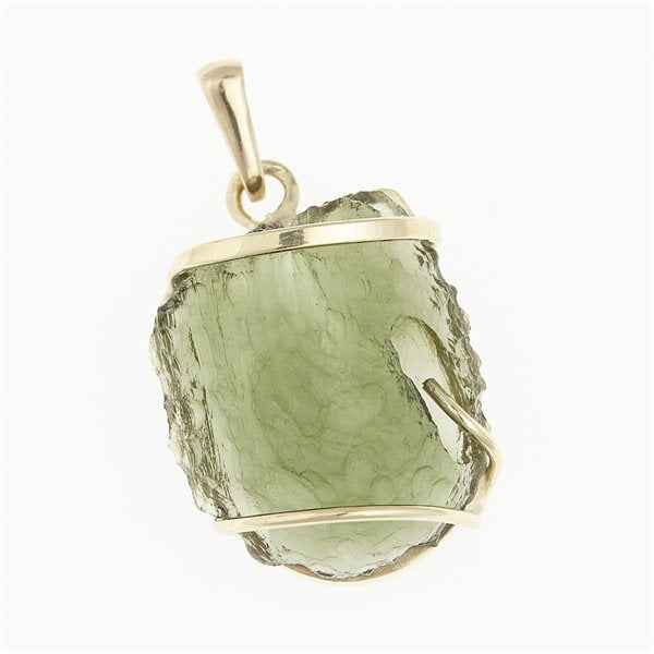 Golden pendant with a moldavite 1774-2