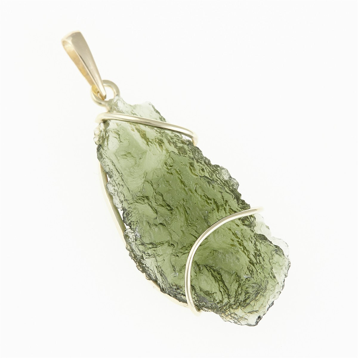 Golden pendant with a moldavite 26-002